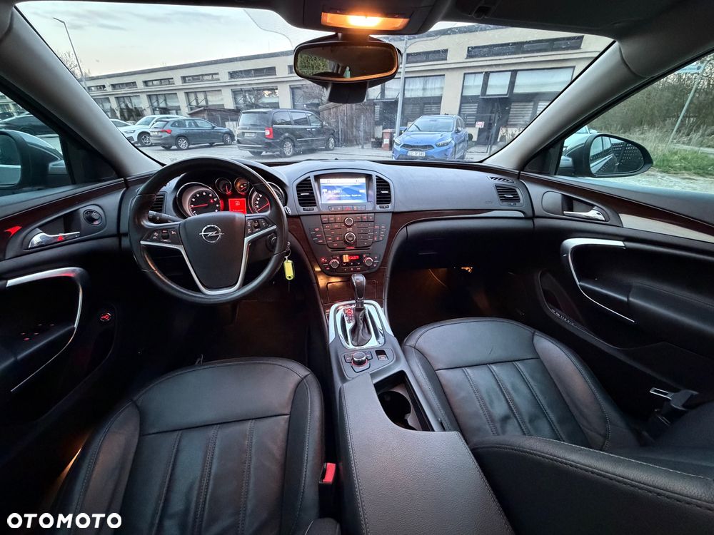 Opel Insignia 2.0 Turbo 4x4 Automatik Design Edition - 18