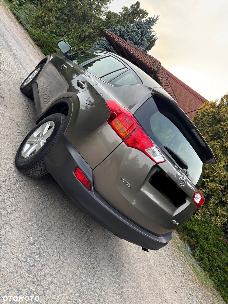 Toyota RAV4 2.0 D-4D Premium - 5