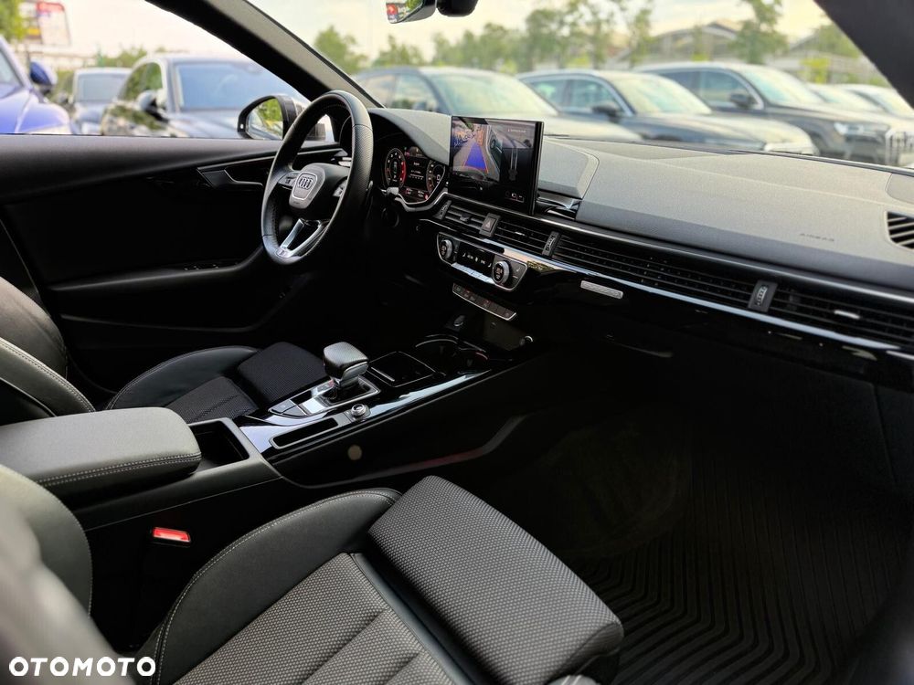 Audi A4 Limousine - 18