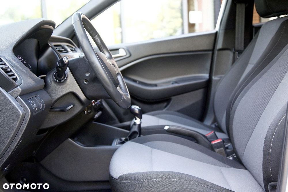 Hyundai i20 1.2 Passion Plus - 15