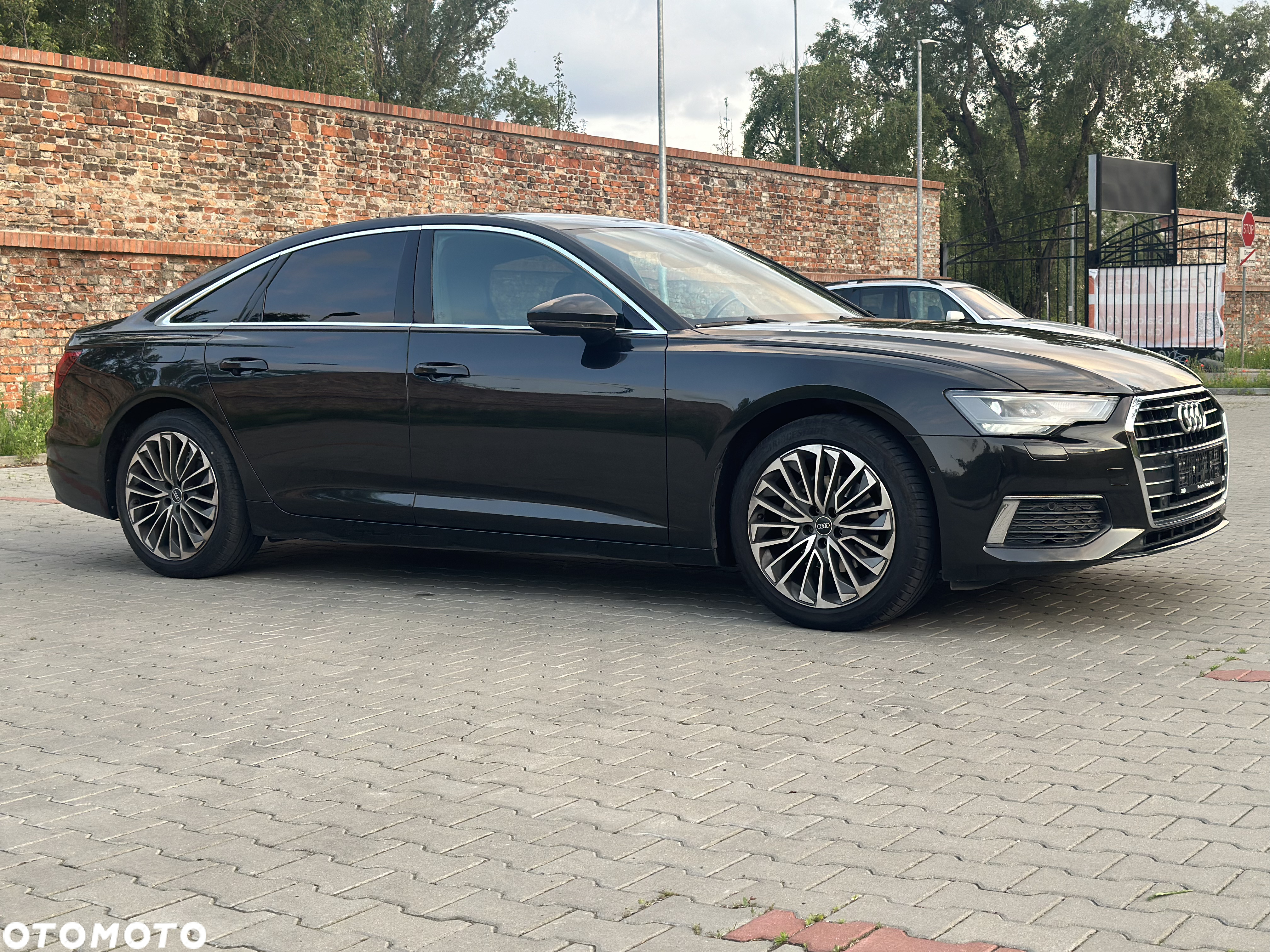 Audi A6 40 TDI S tronic design - 4