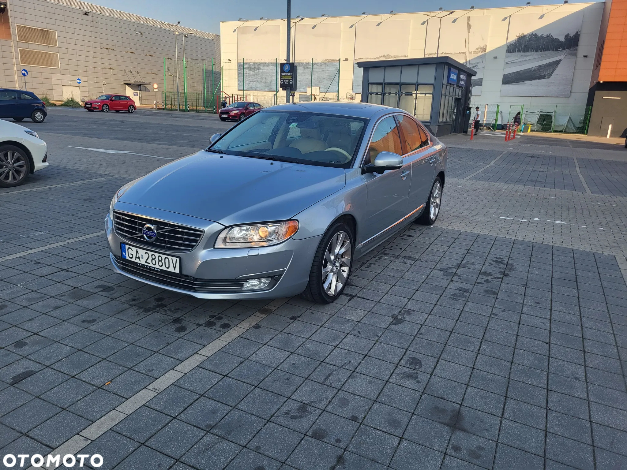 Volvo S80 3.2 Momentum - 14