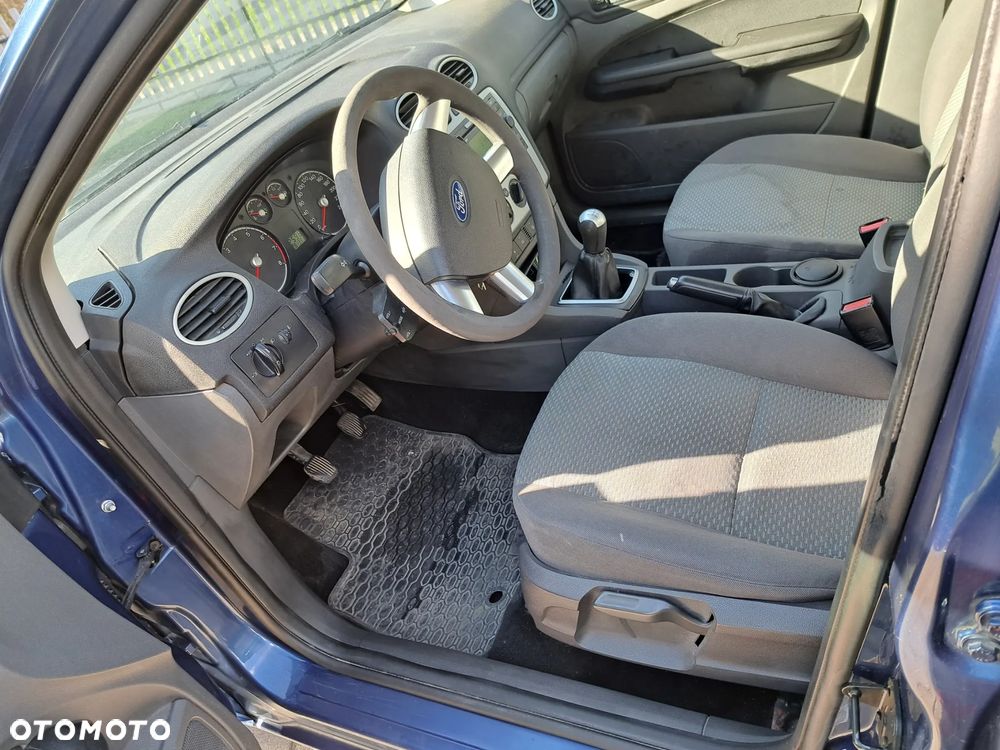 Ford Focus - 4