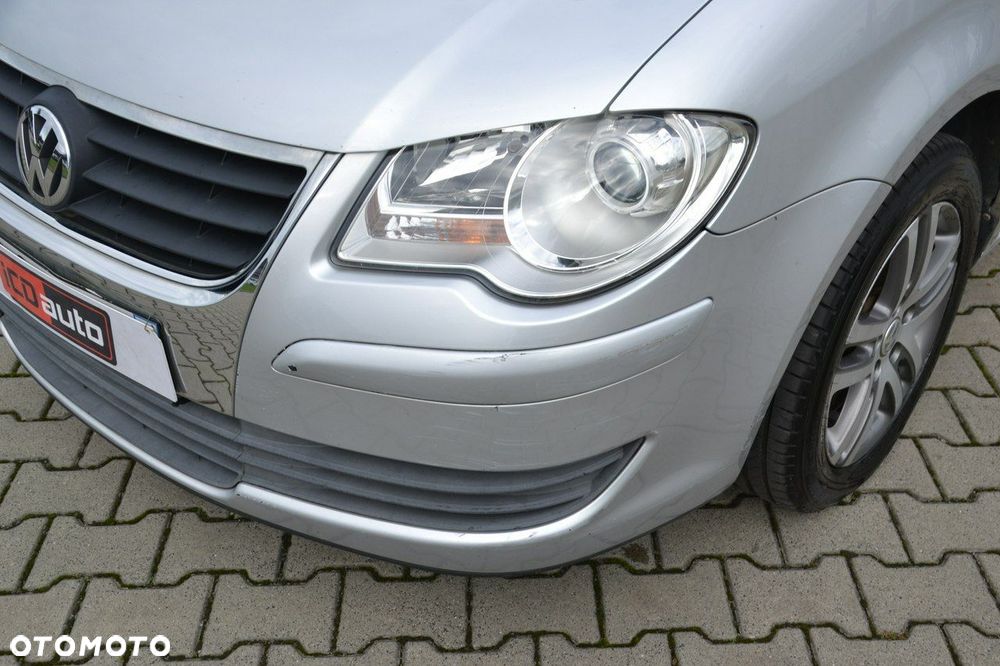 Volkswagen Touran - 13