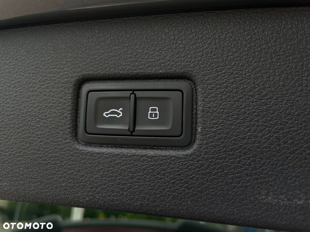 Audi Q7 - 10