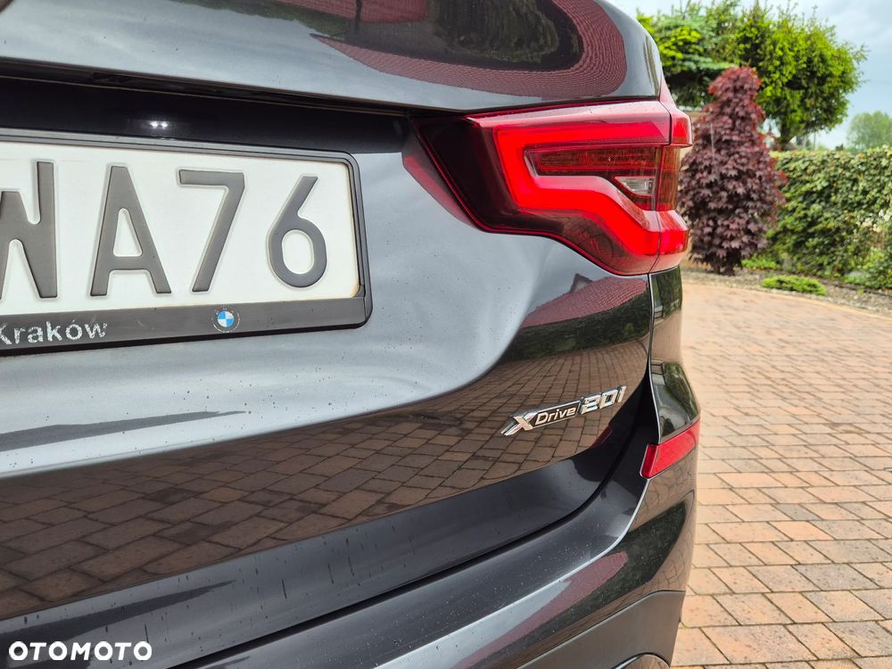 BMW X3 xDrive20i GPF xLine - 13