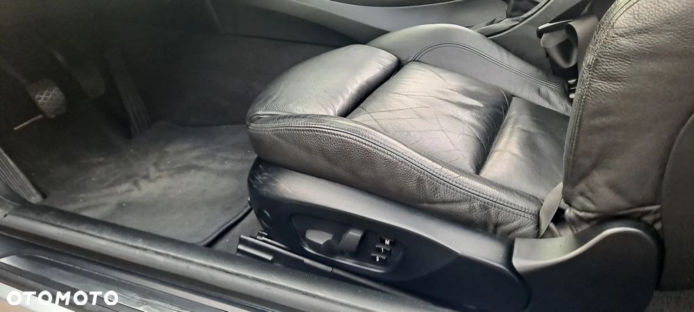 BMW Seria 3 320i - 5