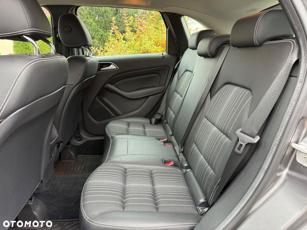 Mercedes-Benz Klasa B 200 CDI - 19