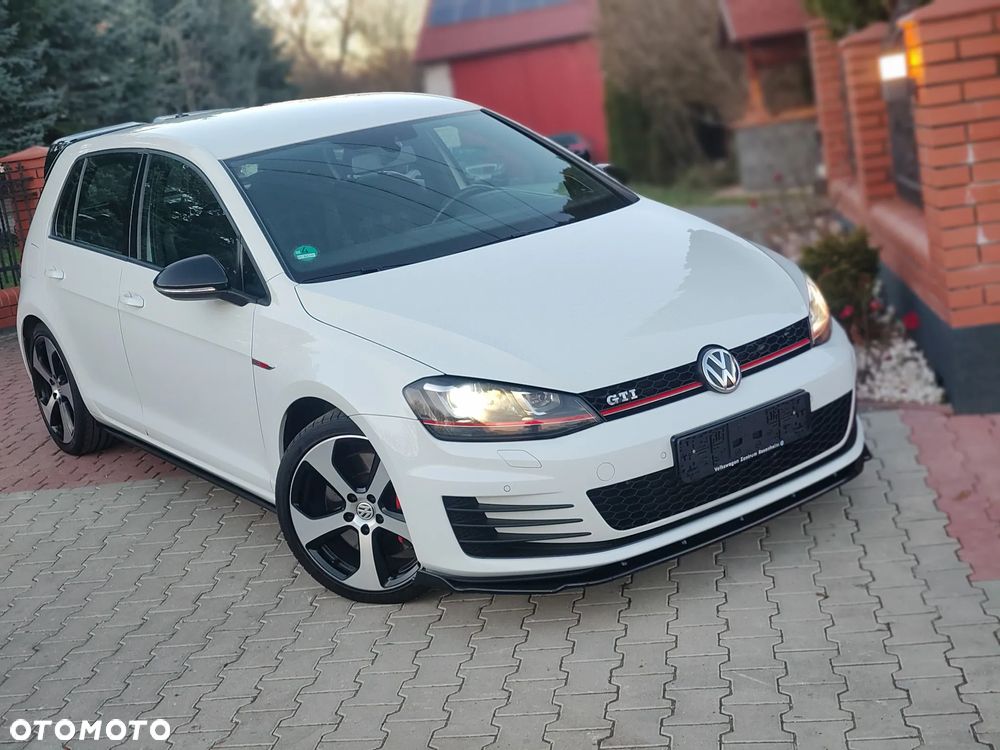 Volkswagen Golf 2.0 TSI BMT GTI Performance - 1