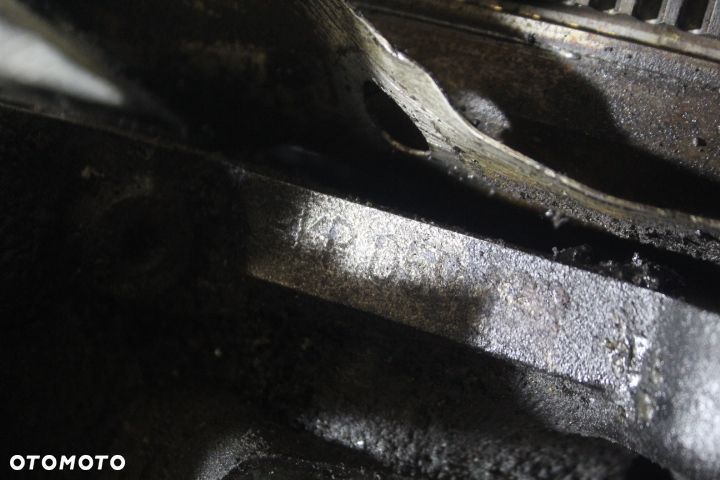 SILNIK VOLKSWAGEN PASSAT B6 2.0TDI BKP - 7