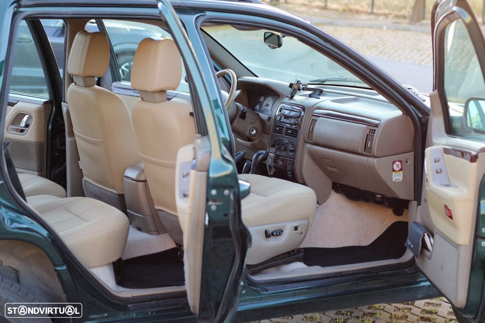 Jeep Grand Cherokee - 18