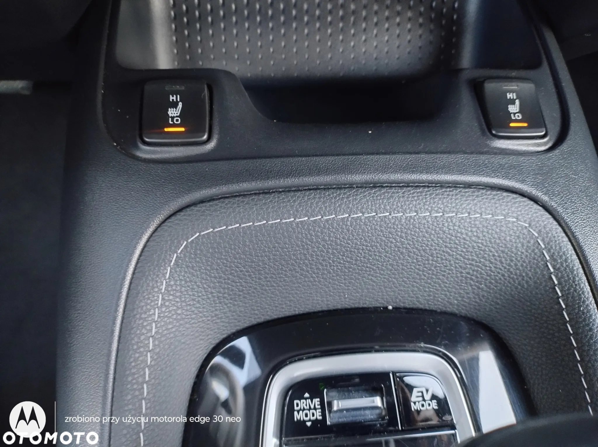 Toyota Corolla 2.0 Hybrid Style - 30