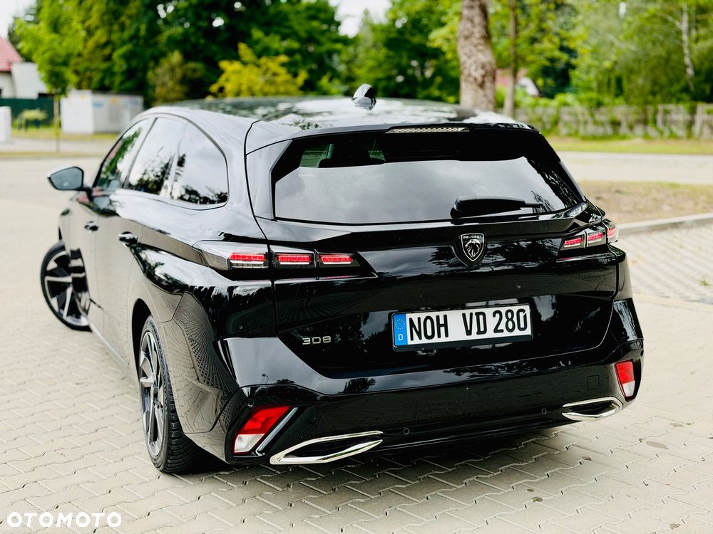 Peugeot 308 BlueHDi 130 EAT8 Allure - 28