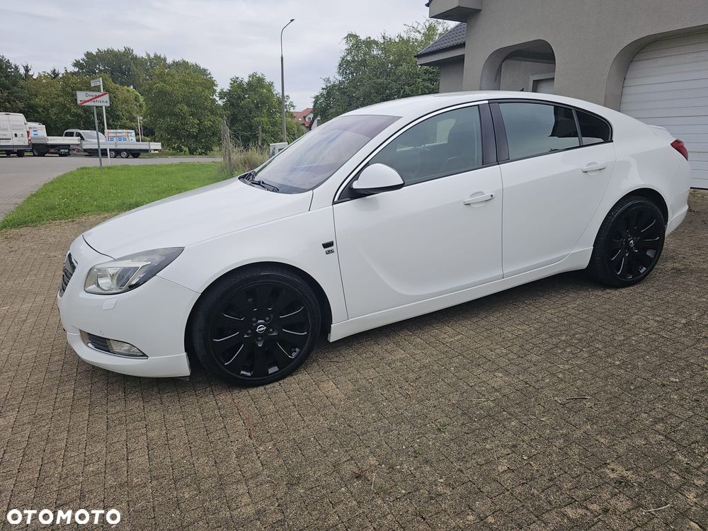 Opel Insignia 2010 photo 2