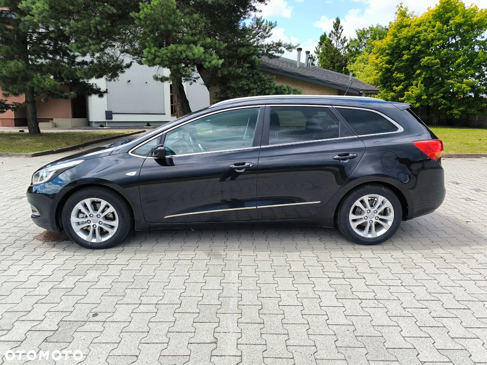 Kia Ceed 1.6 CRDi 128 Platinum Edition - 8