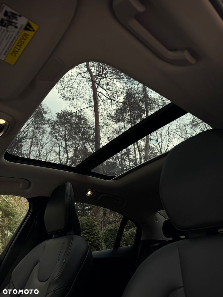 Volvo S60 T8 Recharge AWD Geartronic RDesign - 17