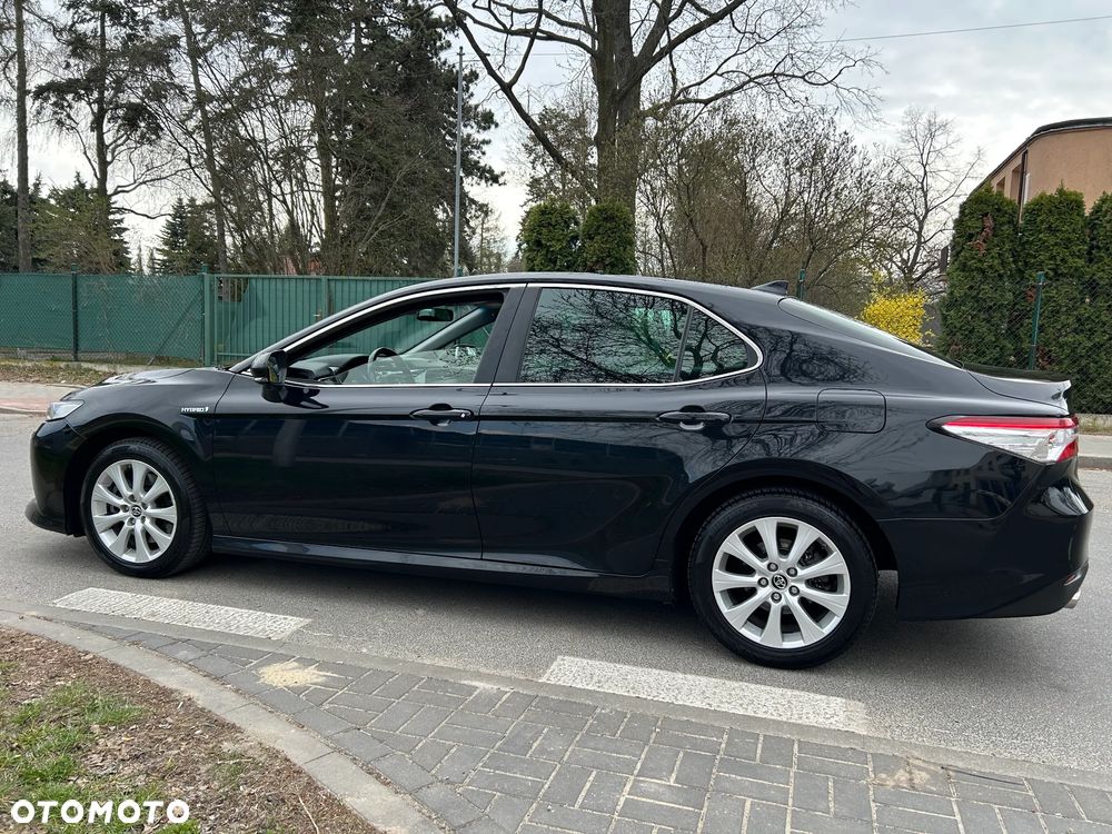 Toyota Camry 2.5 Hybrid Comfort CVT - 30