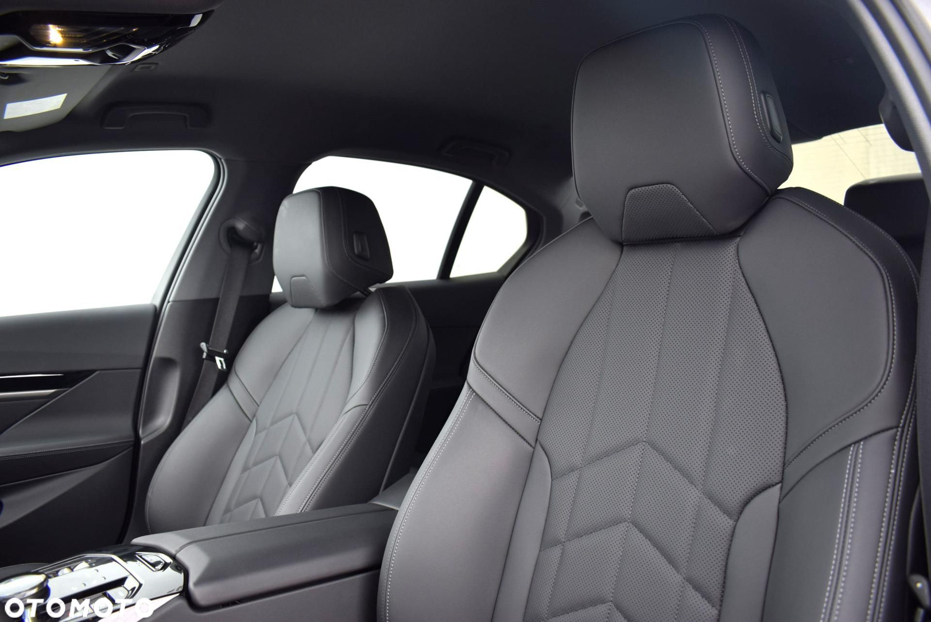 BMW Seria 5 - 10