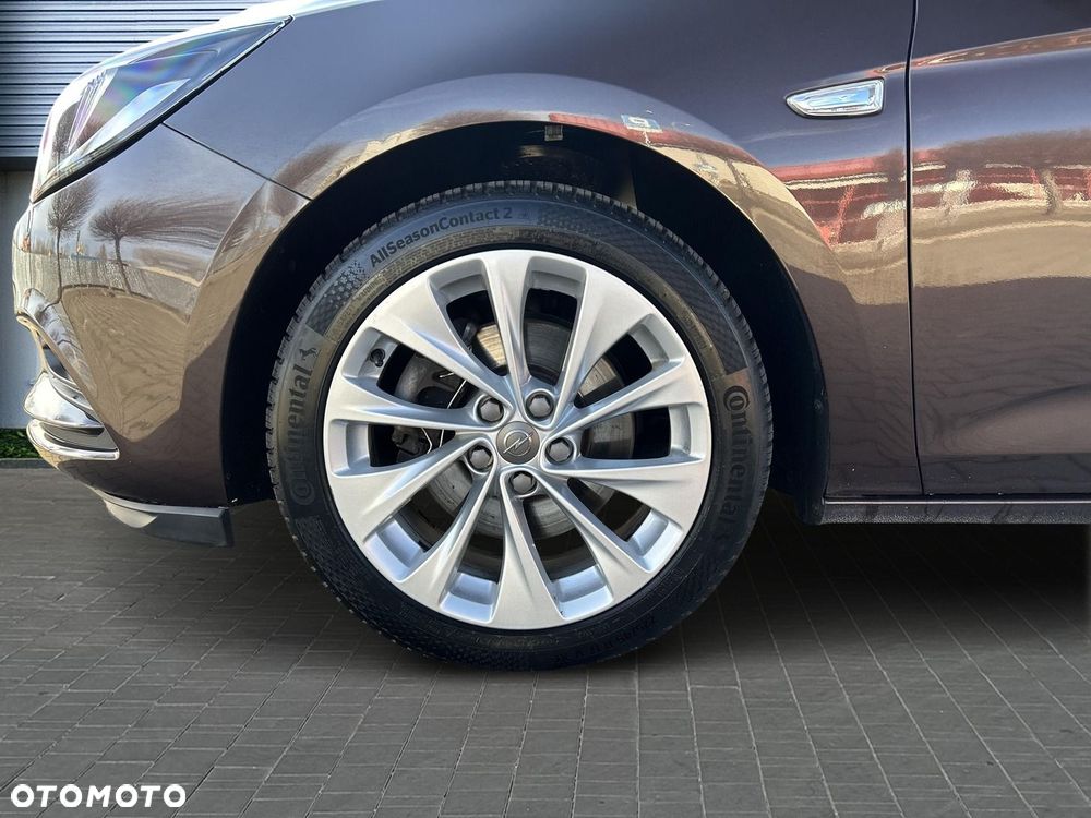 Opel Astra 1.6 T Elite S&S - 9