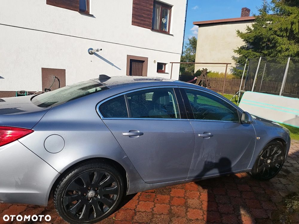 Opel Insignia 1.8 - 1