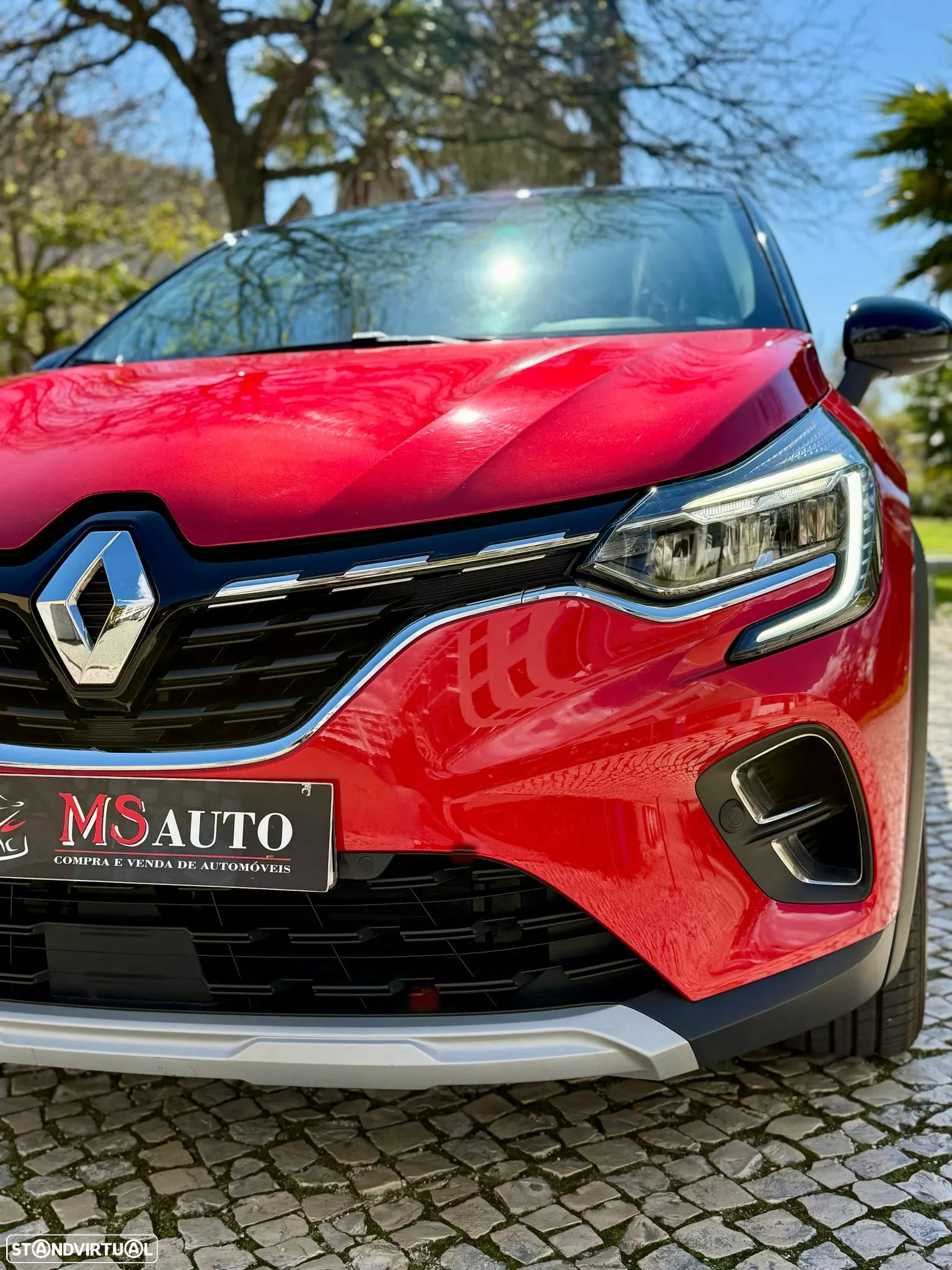 Renault Captur 1.0 TCe Exclusive - 27