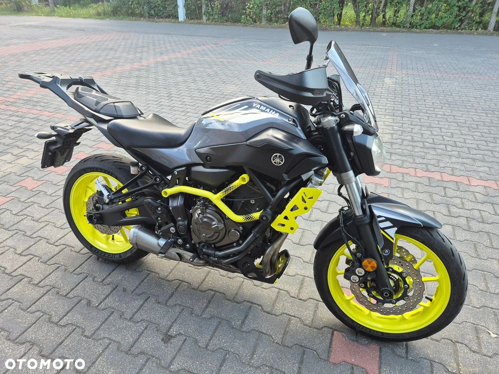 Yamaha MT - 1