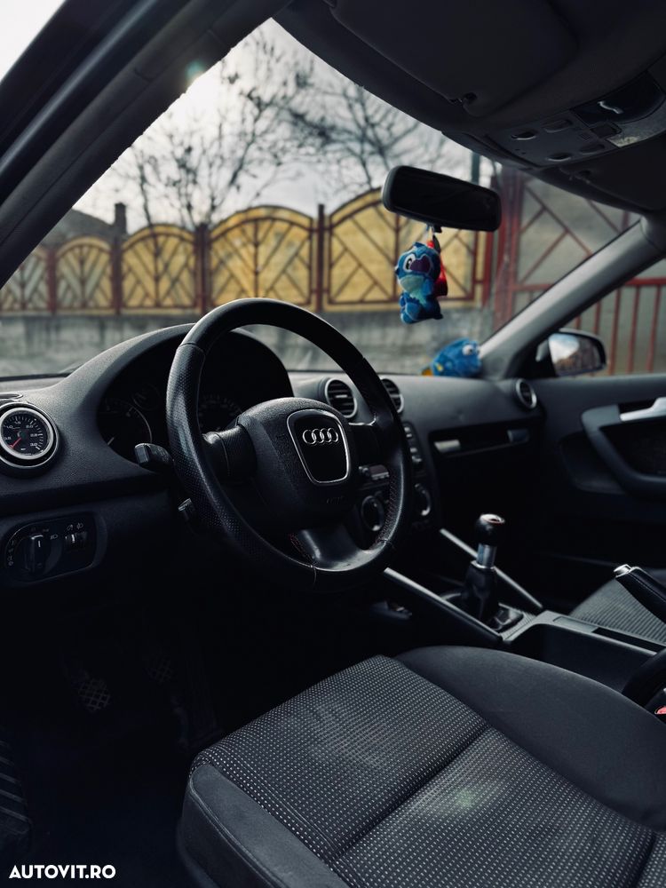 Audi A3 Sportback 2.0 TDI Ambiente - 7