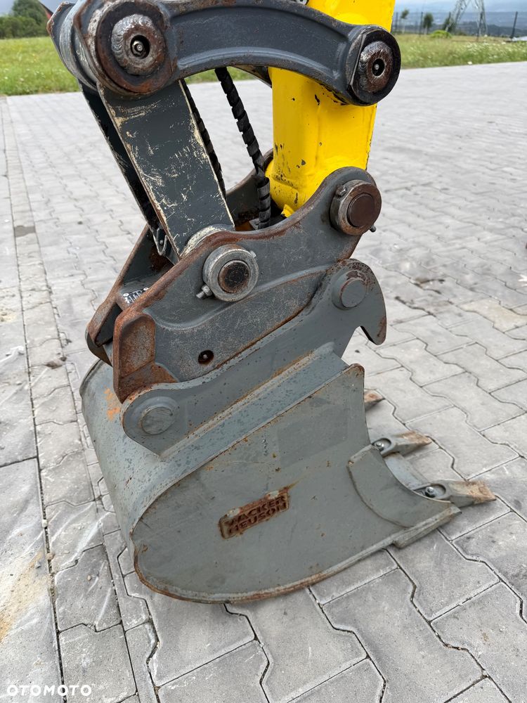 Wacker Neuson EZ26 - 8