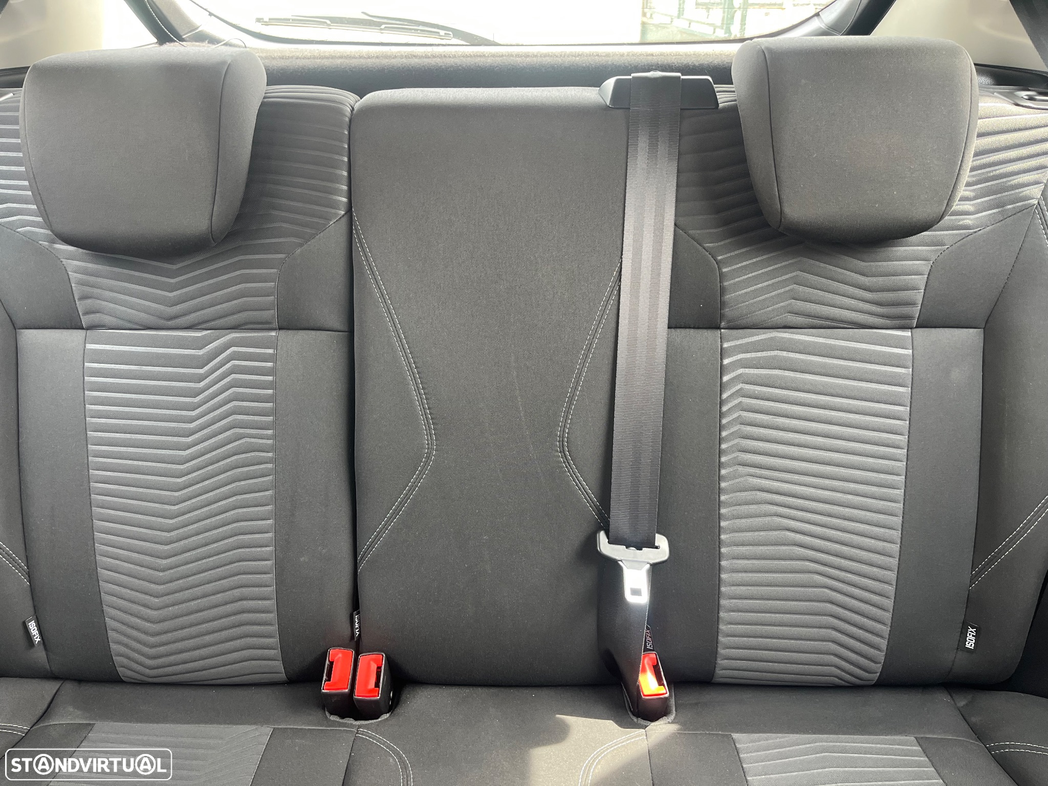 Ford Fiesta 1.0 EcoBoost S&S TITANIUM - 11