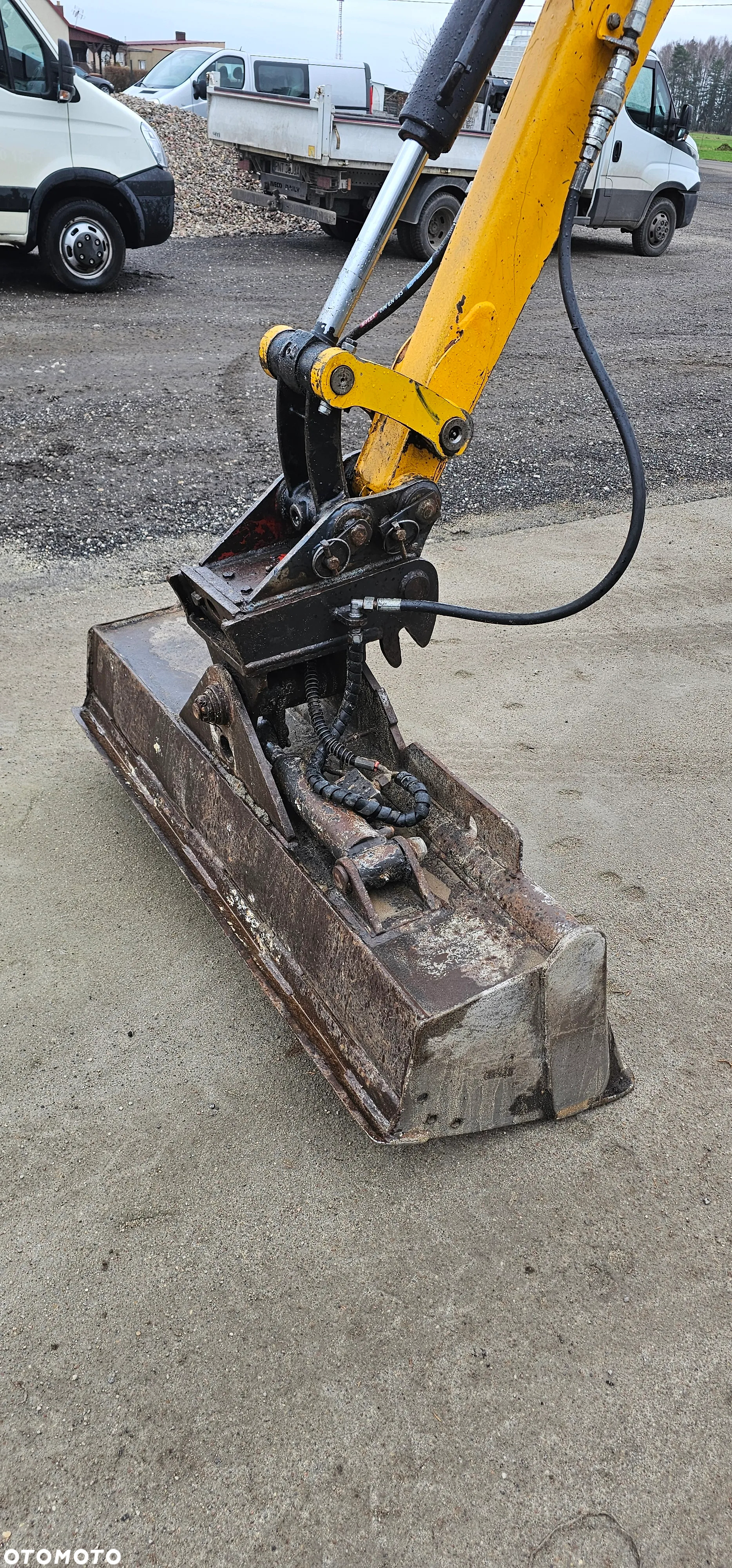 JCB 8026 - 7