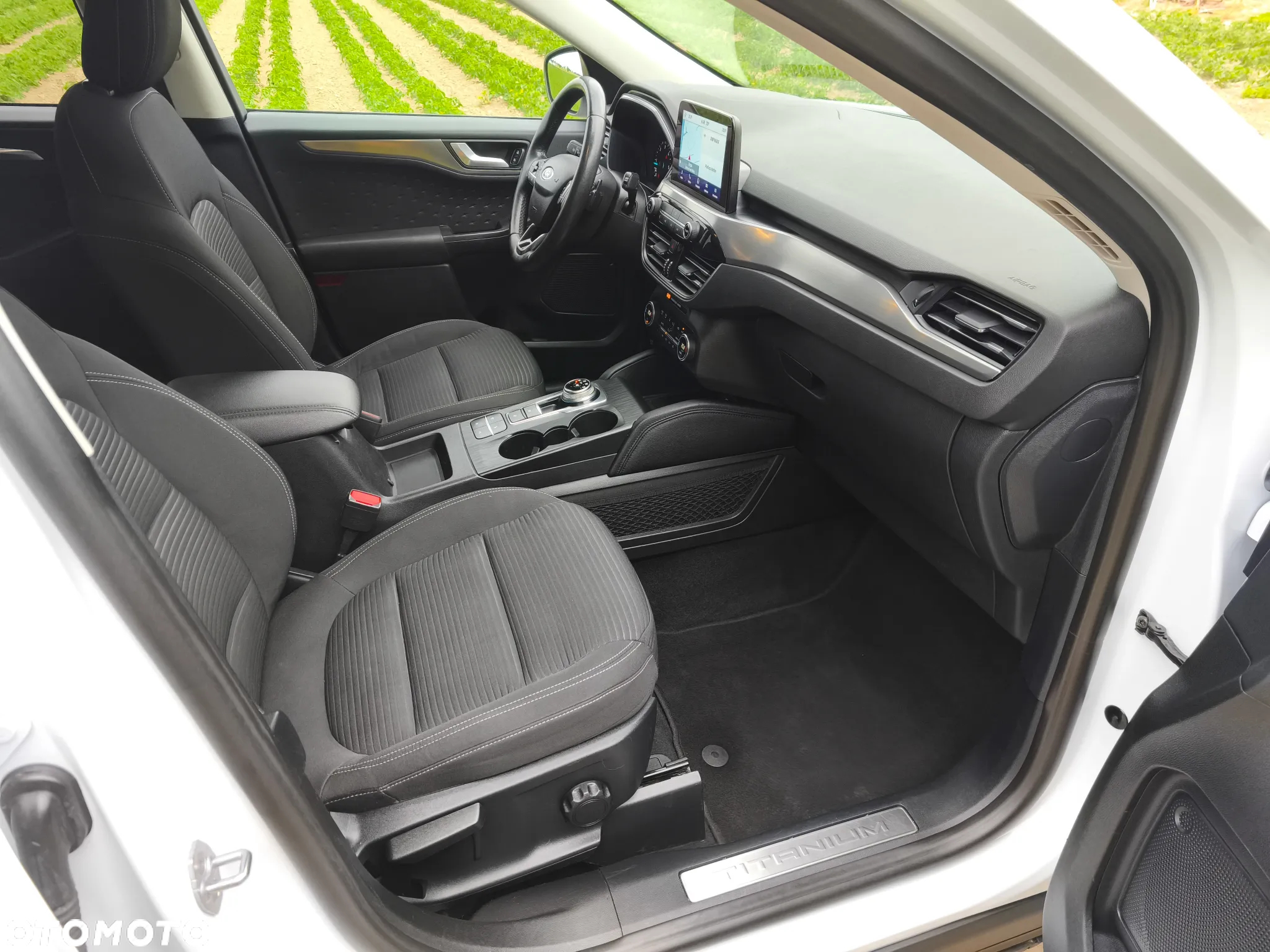 Ford Kuga - 13