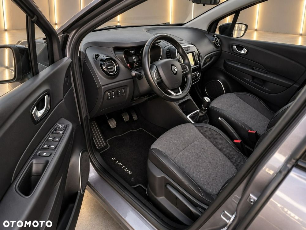 Renault Captur - 10