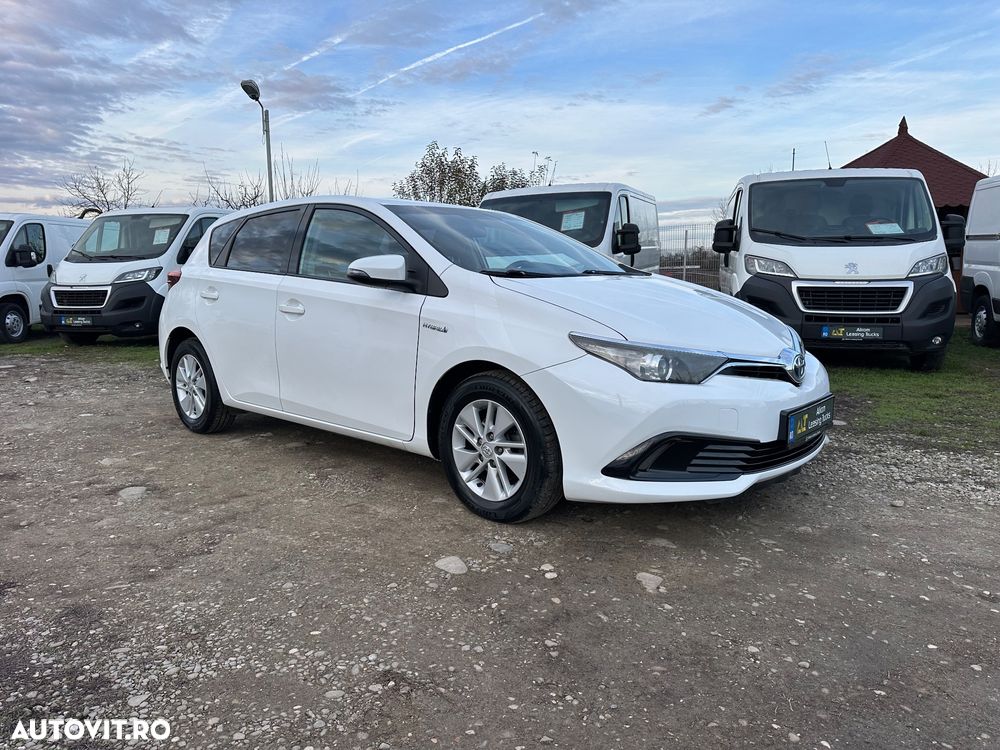 Toyota Auris 1.8 L VVT-i Hybrid Sol + - 12