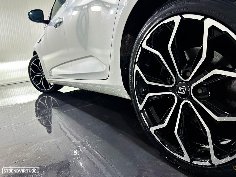 Renault Mégane 1.6 Plug-In R.S. Line - 8