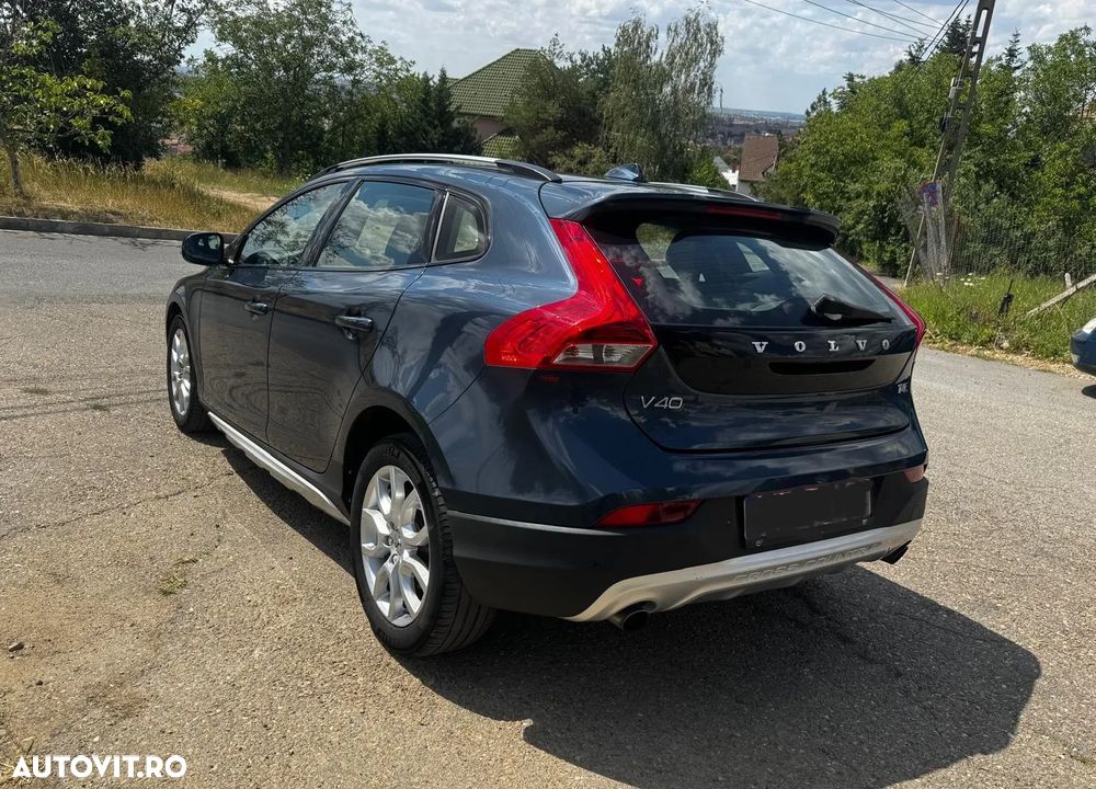 Volvo V40 T4 AWD Geartronic Pro - 4