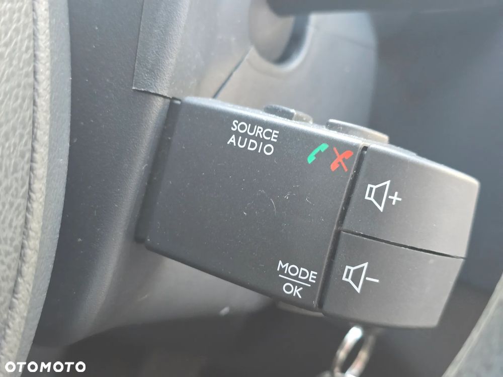 Dacia Sandero 0.9 TCe Laureate S&S - 34