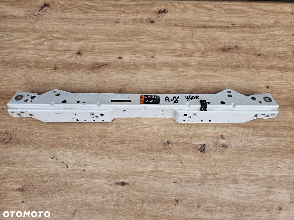 PAS PRZEDNI GÓRNY WZMOCNIENIE CZOŁOWE OPEL ASTRA J Y40R - 1