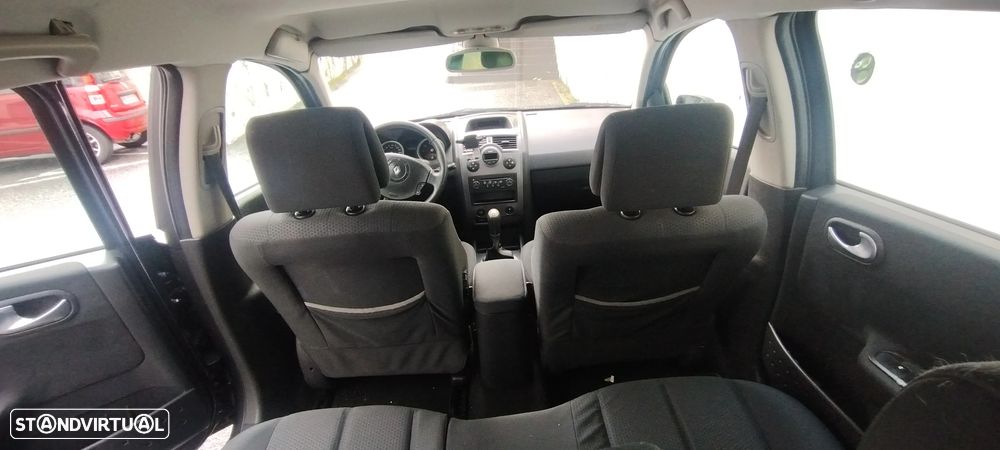 Renault Mégane 1.5 dCi Confort - 7