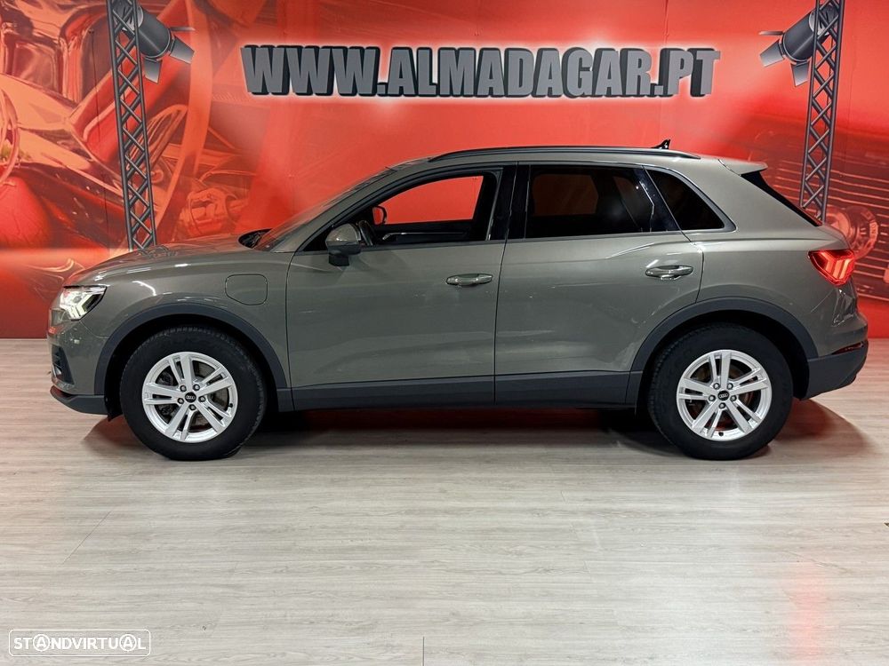 Audi Q3 45 TFSIe S line S tronic - 2
