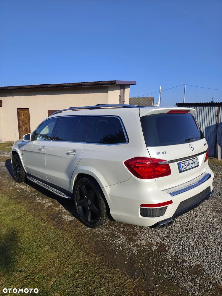 Mercedes-Benz GL - 7