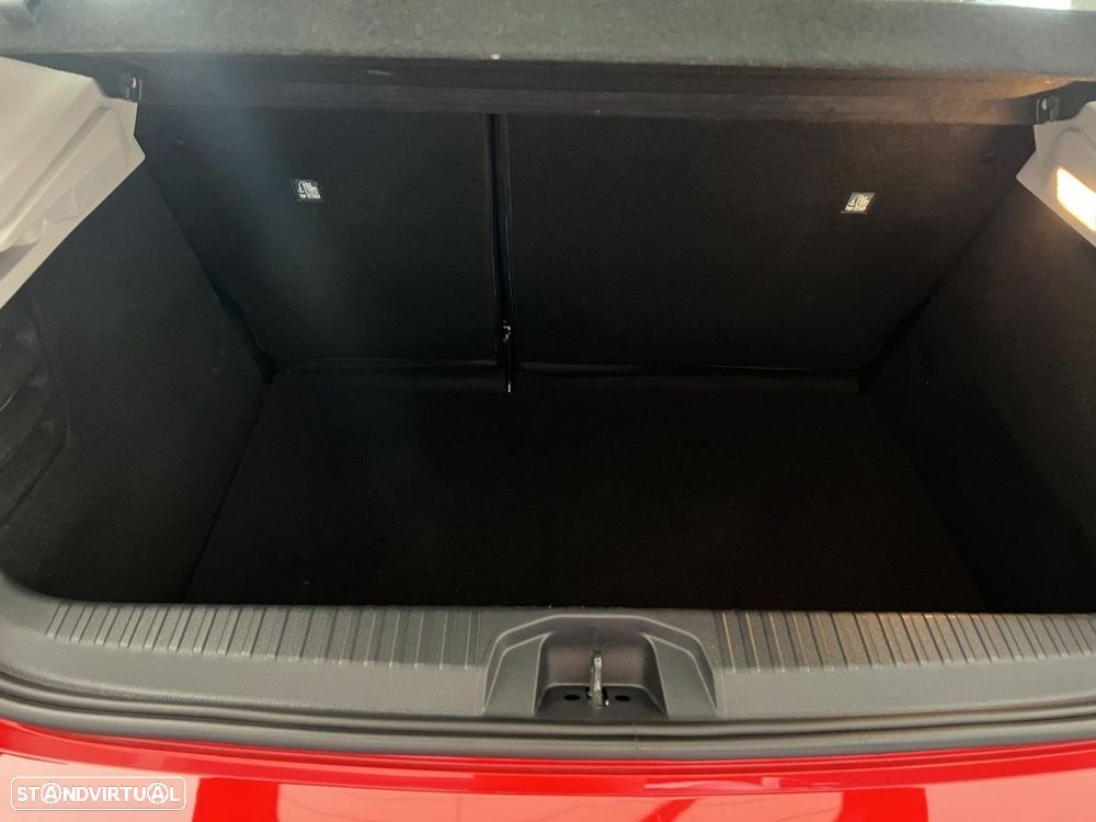 Renault Clio 1.0 TCe Intens CVT - 12