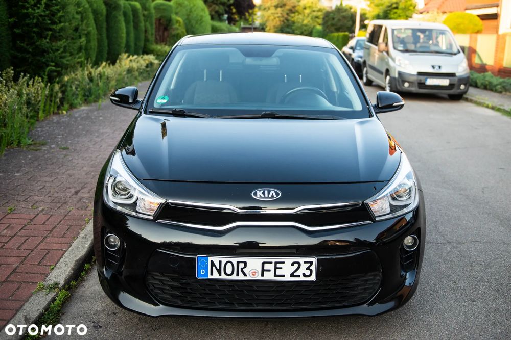Kia Rio 1.2 Business Line Plus - 9