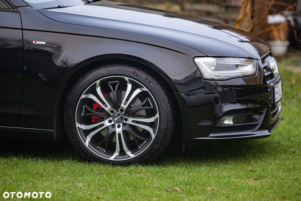 Audi A4 Avant 2.0 TDI DPF multitronic S line Sportpaket (plus) - 22