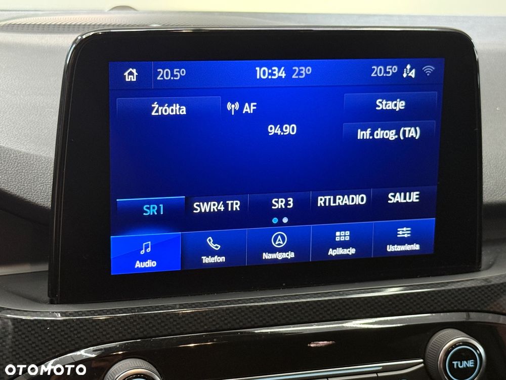 Ford Kuga 1.5 EcoBoost ST-LINE X - 24