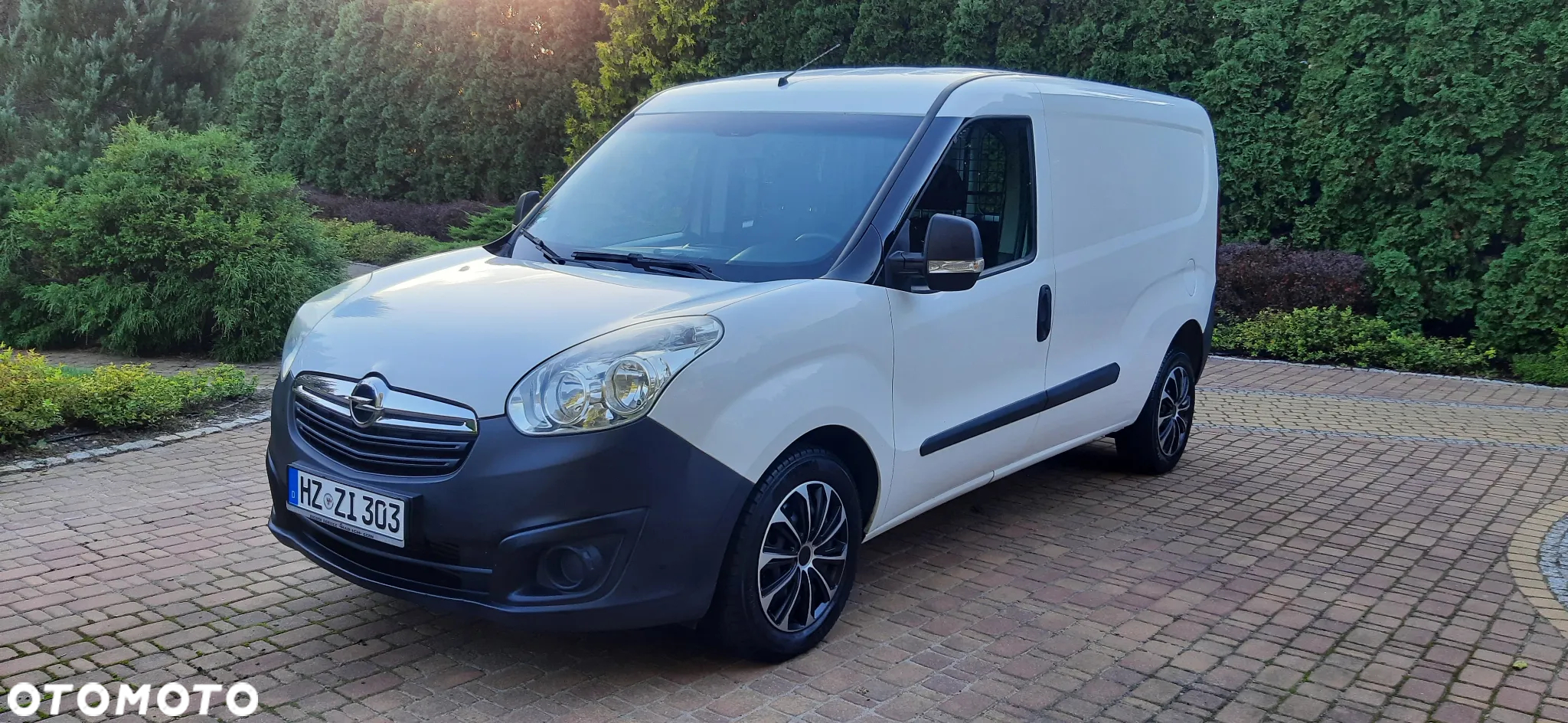 Opel COMBO - 12