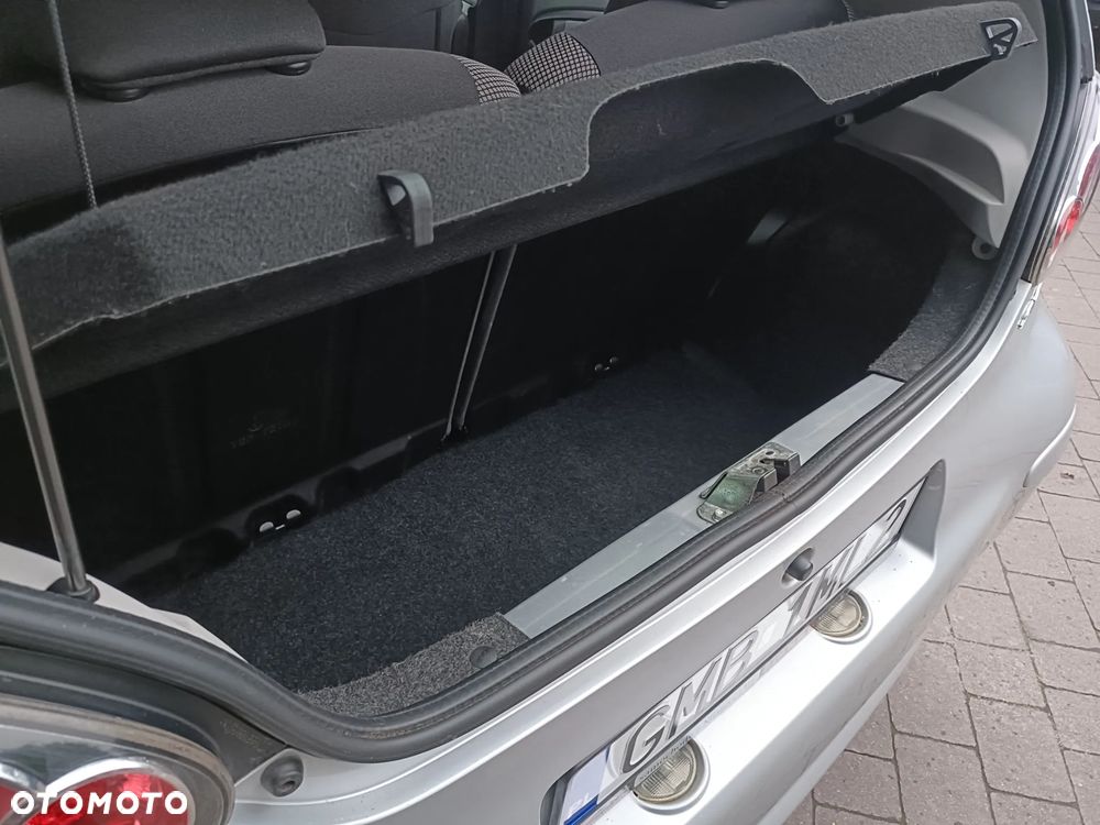 Toyota Aygo Cool&Go - 11