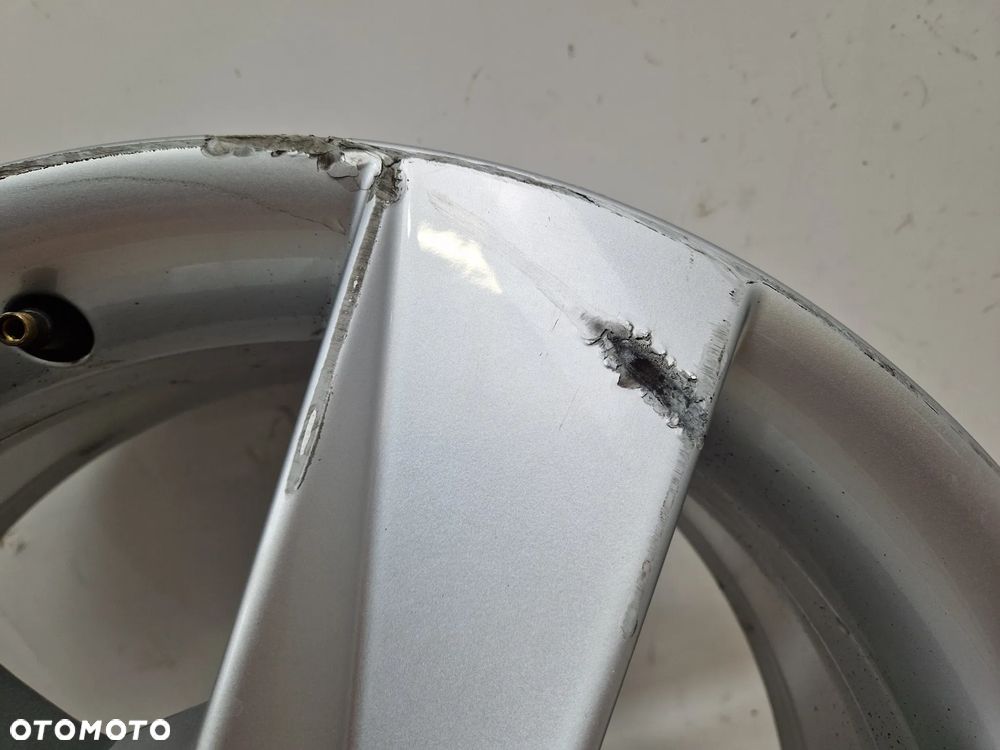 Felga Skoda Octavia 5E0601025H 6Jx16H2 ET46 - 6