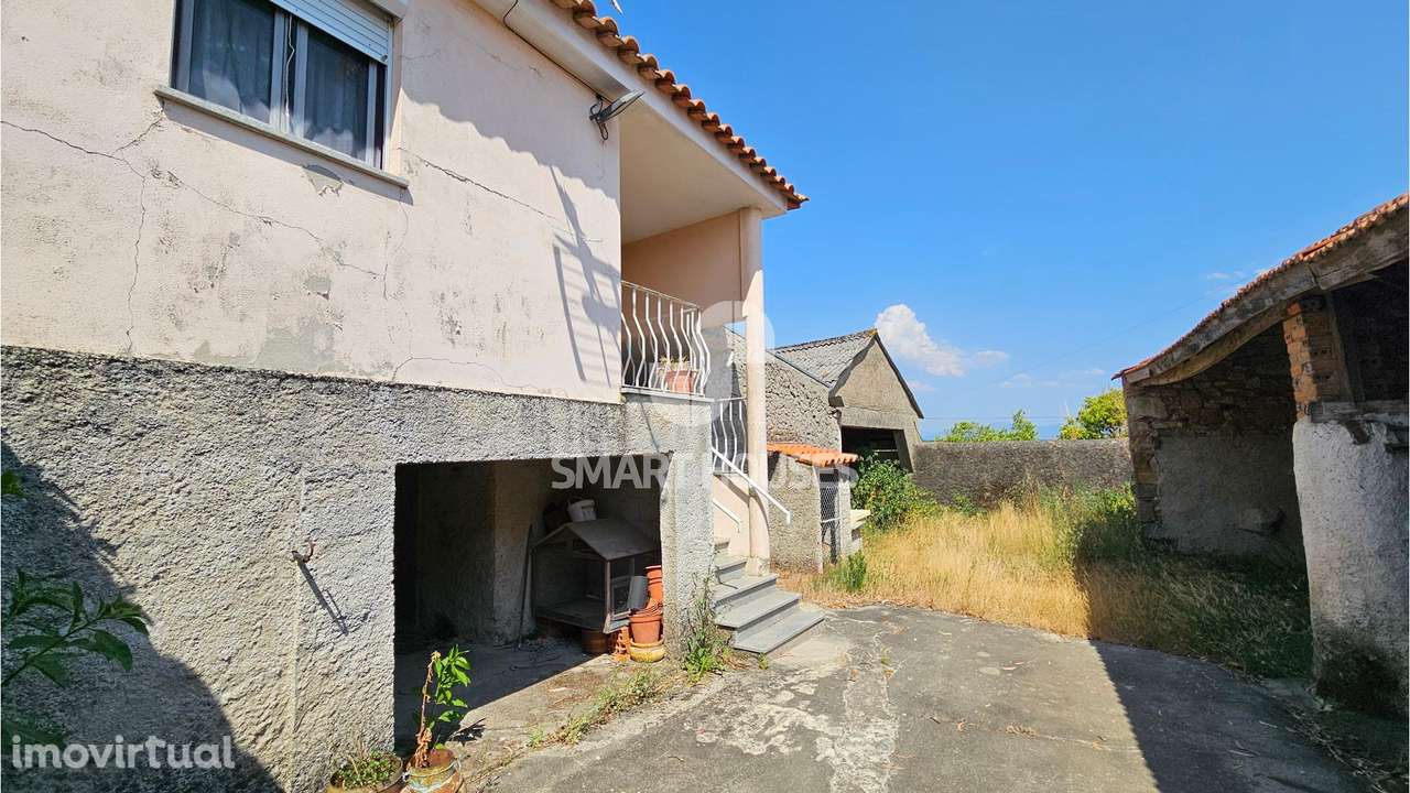 Moradia T2 Covelo c/ terreno - Grande imagem: 2/32