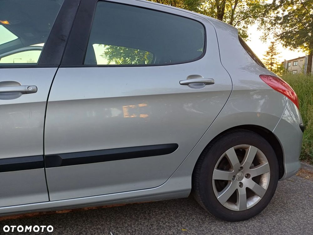 Peugeot 308 - 14