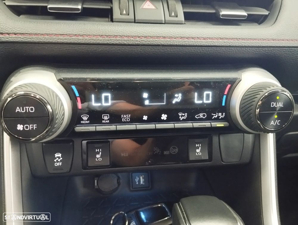 Toyota RAV4 2.5 HDF Plug-in Comfort AWD-i - 32
